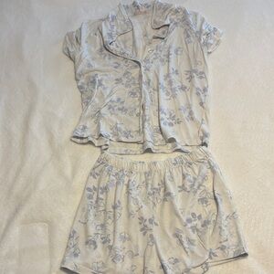 Elegant Floral Women's Pajama Set